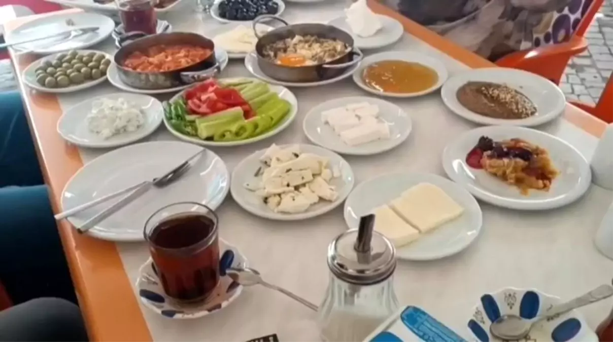 Dünya Kahvaltı Günü Muradiye'de Kutlanacak