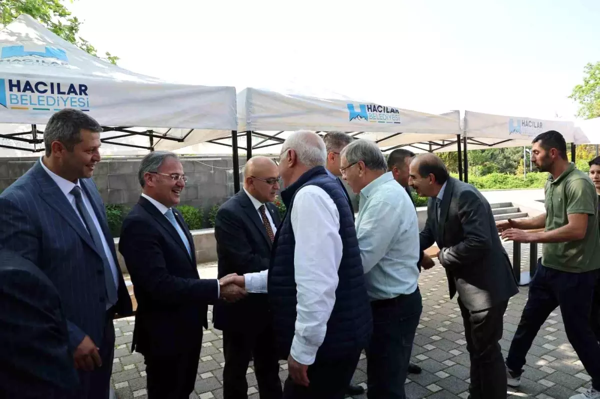 Başkan Özdoğan: 'Kurban Bayramı, birlik ve beraberliğimizin en güzel vesilesidir'