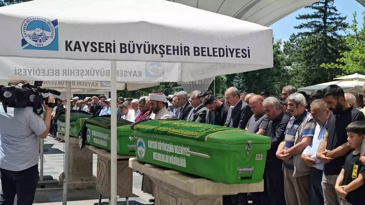 İbrahim Sarptaş Son Yolculuğuna Uğurlandı