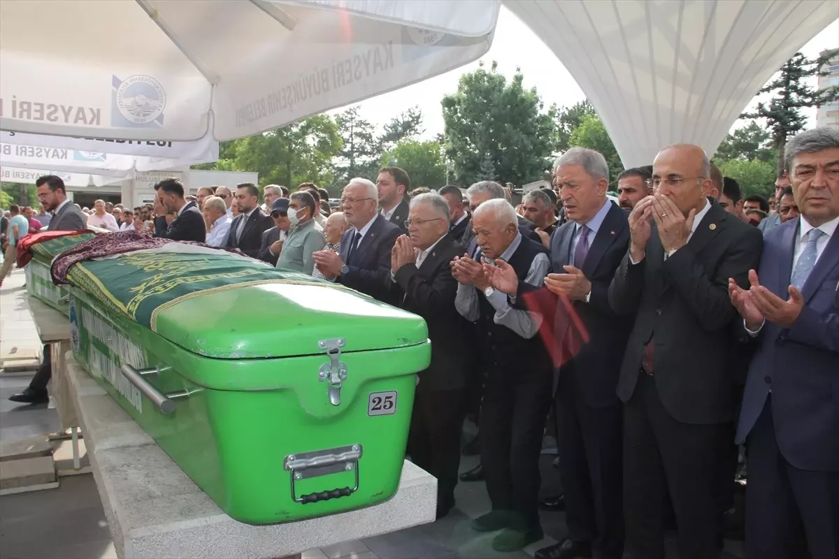 Naciye Büyükkılıç'ın Cenazesi Toprağa Verildi