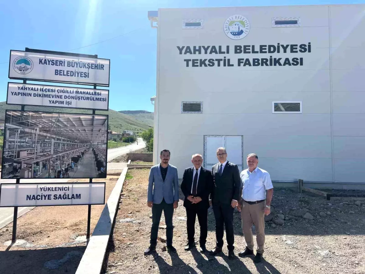 Kayseri'de Eski Hangar Modern Tekstil Atölyesine Dönüşüyor