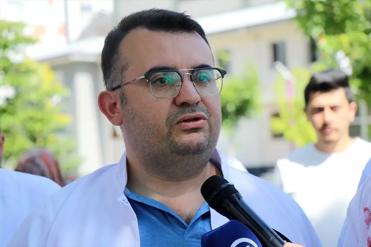 Kayseri'de Fidanla Gazze'ye Destek