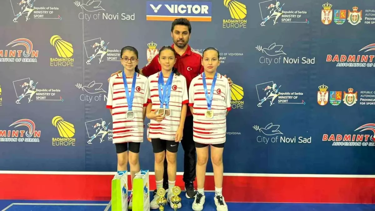 Kayserili Badmintoncular Sırbistan'dan Madalyalarla Döndü