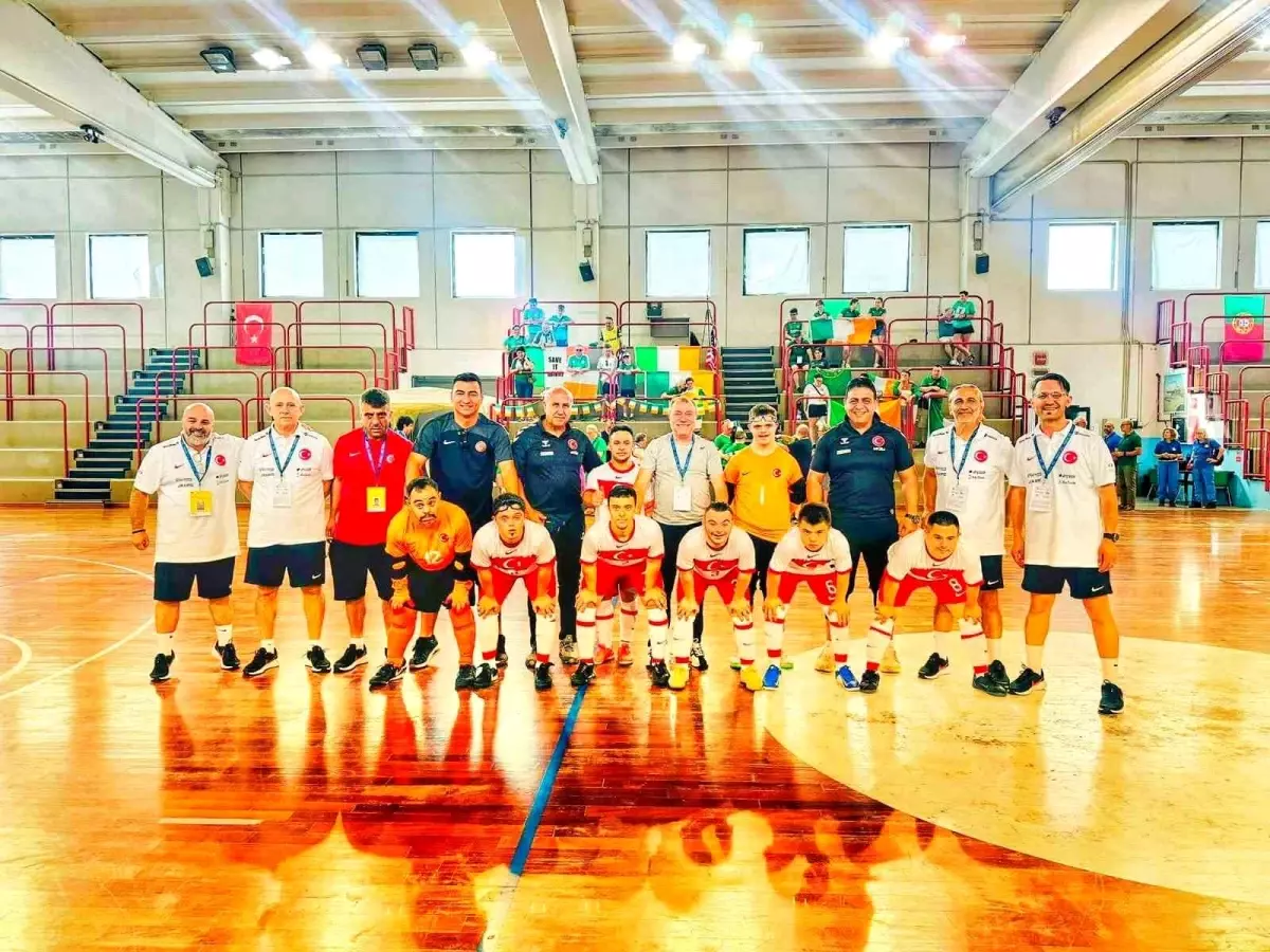 Türkiye Down Sendromlu Futsal Milli Takımı Avrupa İkincisi Oldu