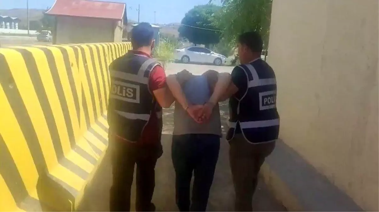 Kayseri'de Yağma Suçundan Aranan İki Kişi Yakalandı