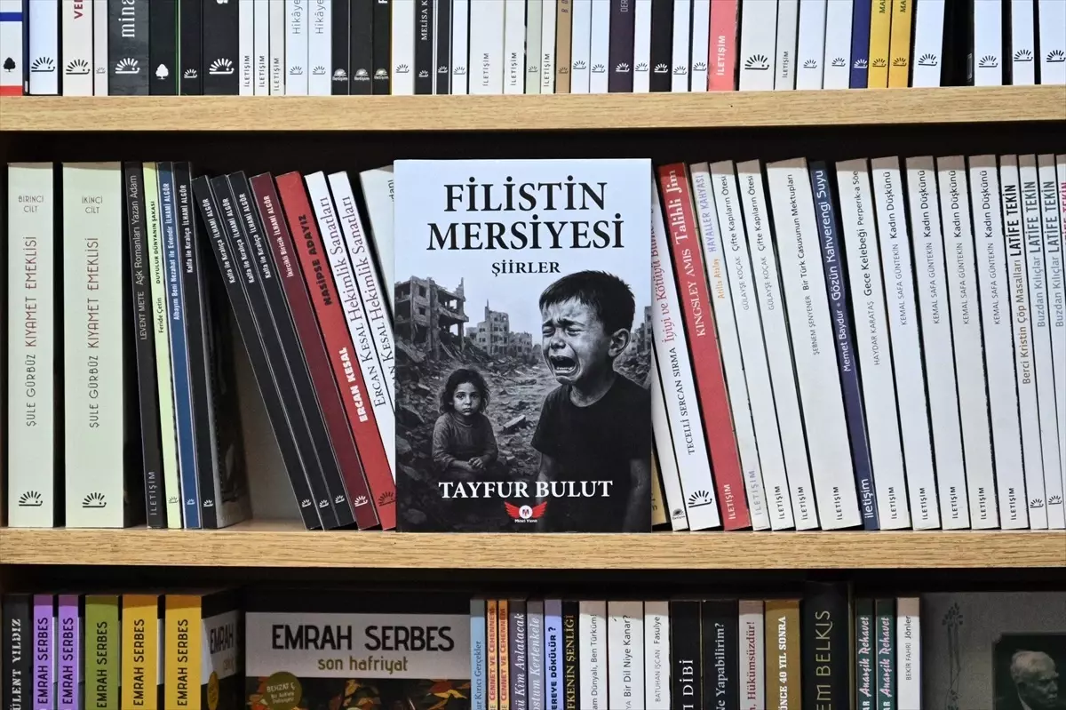 Edebiyat Öğretmeni Gazze İçin Şiir Kitabı Yazdı