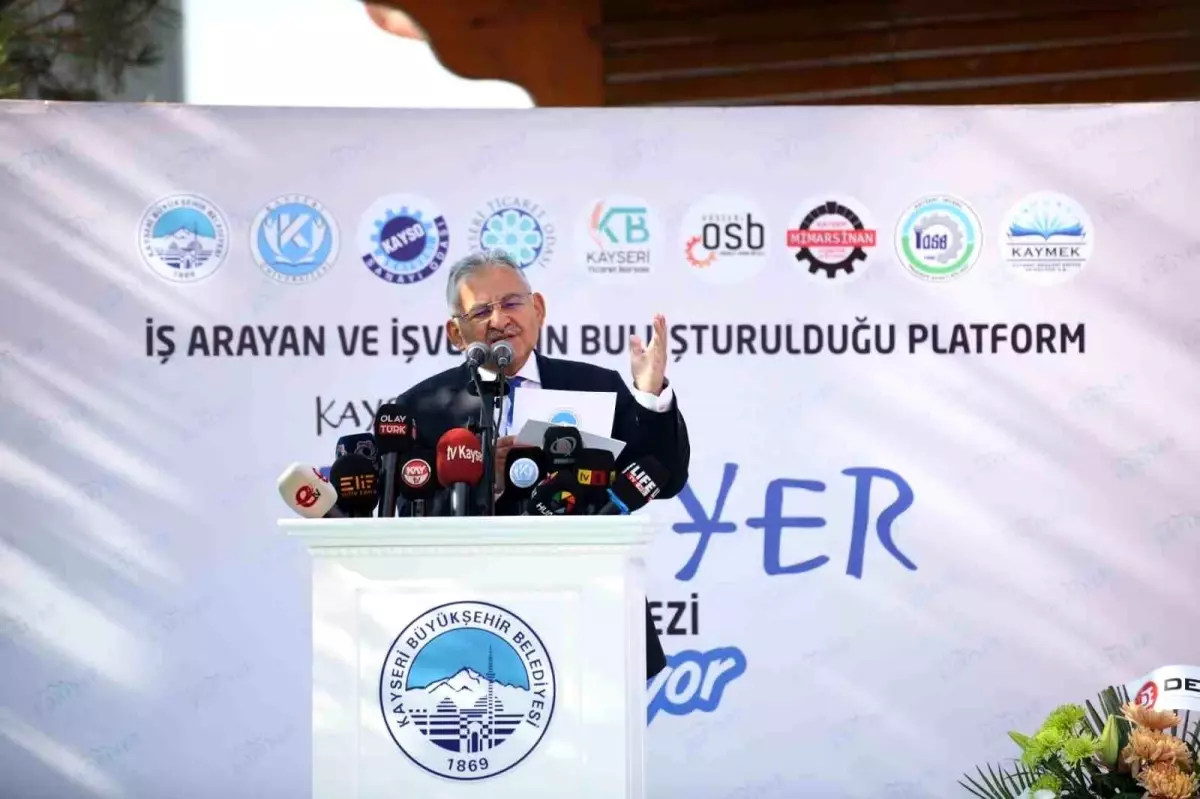 Kayseri Kariyer Merkezi, 2025'in İlk 6 Ayında 1437 Kişiyi İstihdam Etti