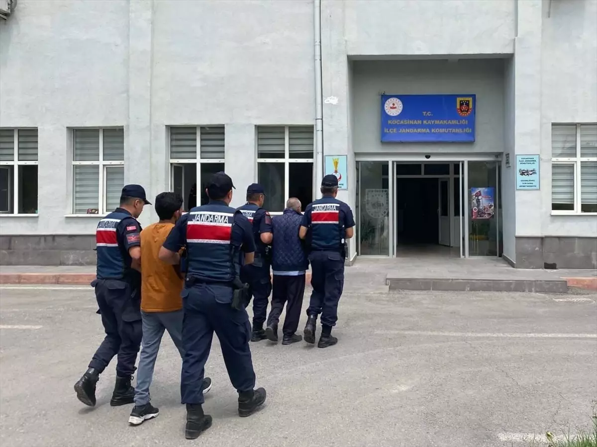 Kayseri'de DEAŞ Operasyonu: 2 Yabancı Gözaltında