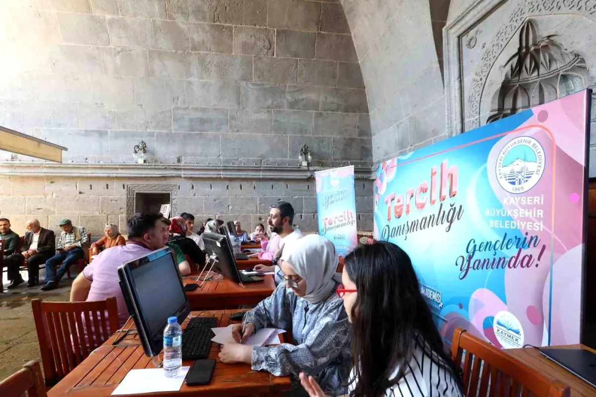 Kayseri'de Ücretsiz LGS Tercih Danışmanlığına Yoğun İlgi