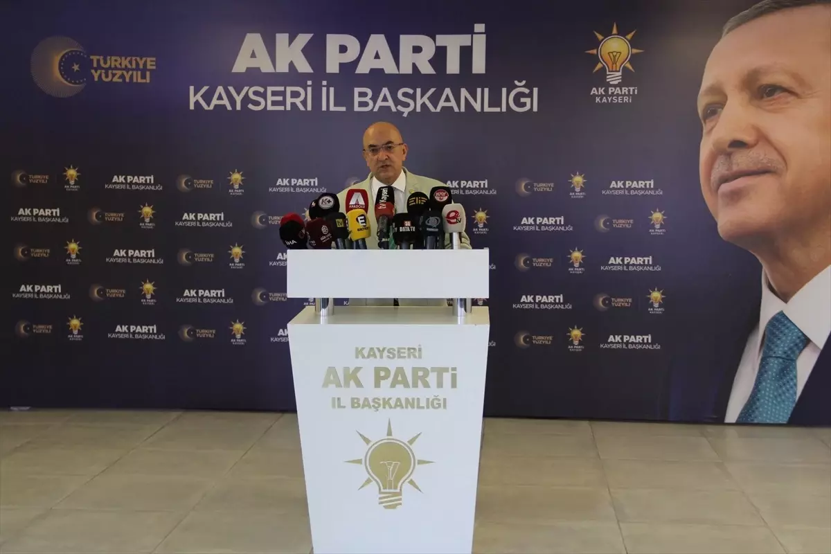 AK Parti Kayseri İl Başkanlığı'nda 'nöbetçi vekil' uygulaması devam ediyor