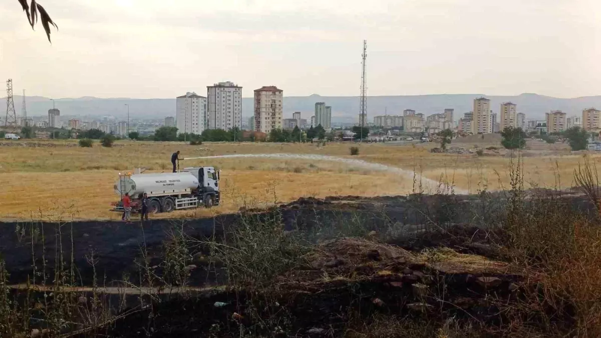 Kayseri'de Anız Yangını Kontrol Altına Alındı