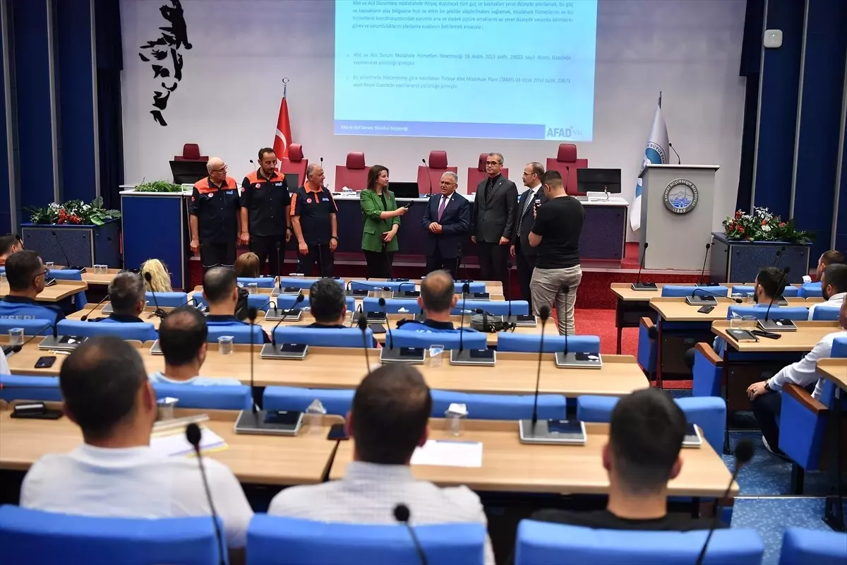 Kayseri'de Enkazda Arama Kurtarma Eğitimi