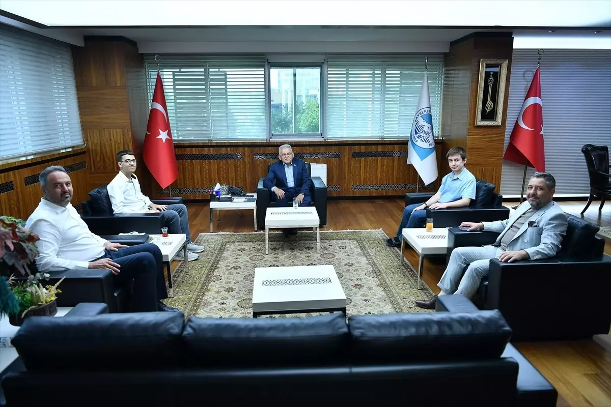 Kayseri'den YKS'de İki Başarı