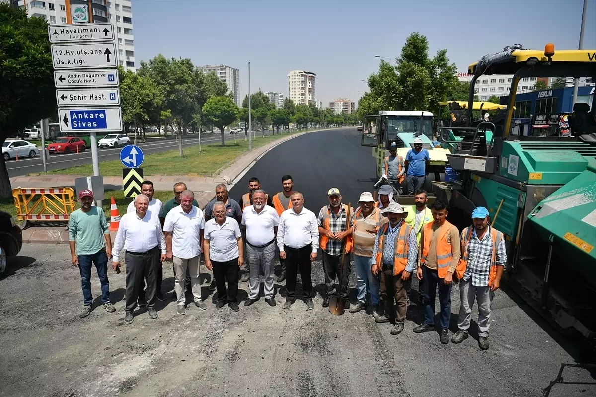 Kayseri'de Asfalt Yenileme Çalışması