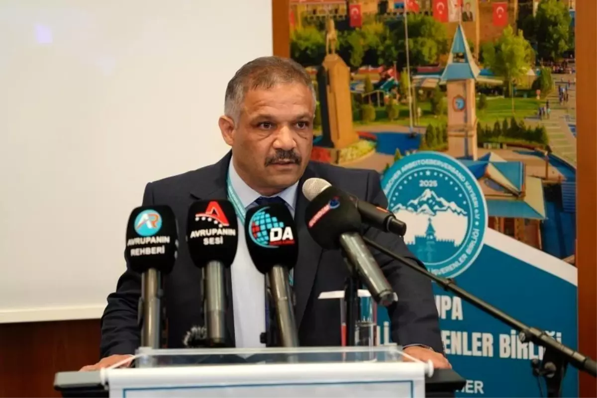 CHP'ye Gurbetçi Tepkisi: 'Zirzop' Hakareti