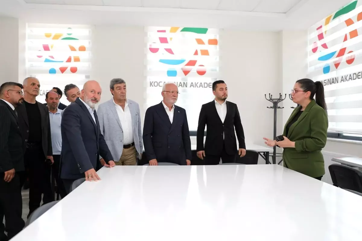 Kocasinan Akademi'ye Ziyaret: Sosyal Hizmetlere Vurgu