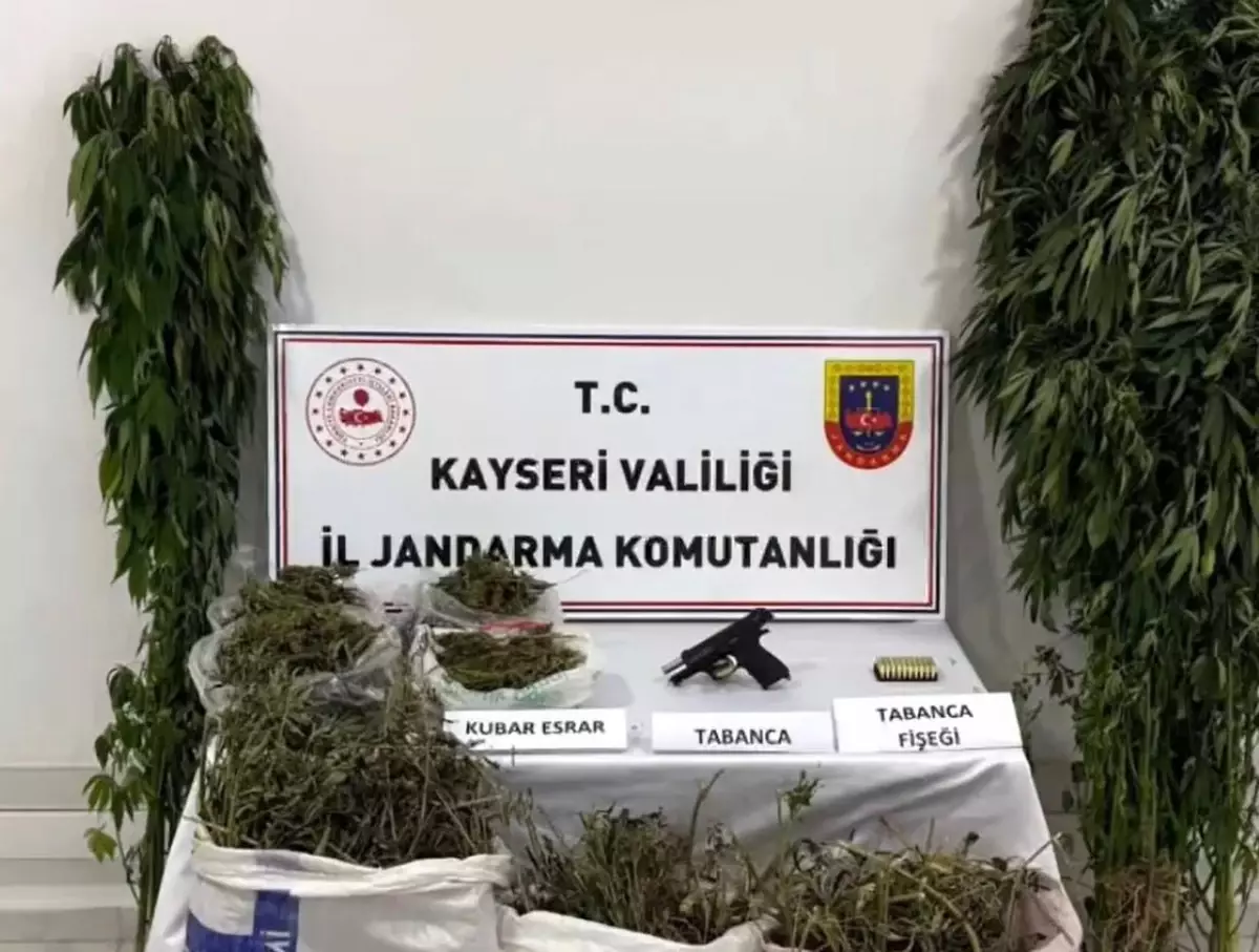 Kayseri'de Uyuşturucu Operasyonu: 3.8 kg Ele Geçirildi