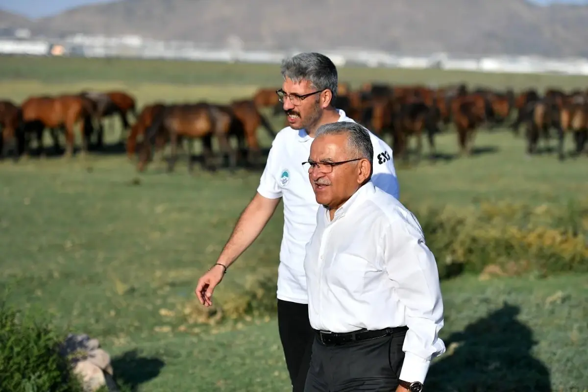 Kayseri Büyükşehir Belediye Başkanı Anjiyoya Alındı