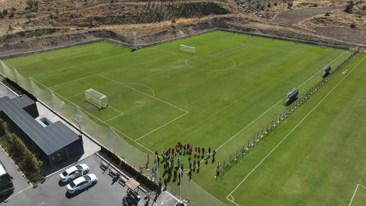 Büyükkılıç Erciyes'i Ziyaret Etti