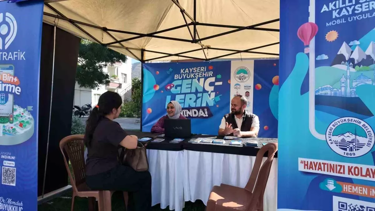 Kayseri Büyükşehir Belediyesi'nden Üniversite Öğrencilerine Özel Rehberlik Hizmeti