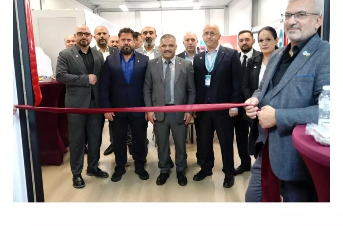 AKİB Hollanda Ofisini Açtı