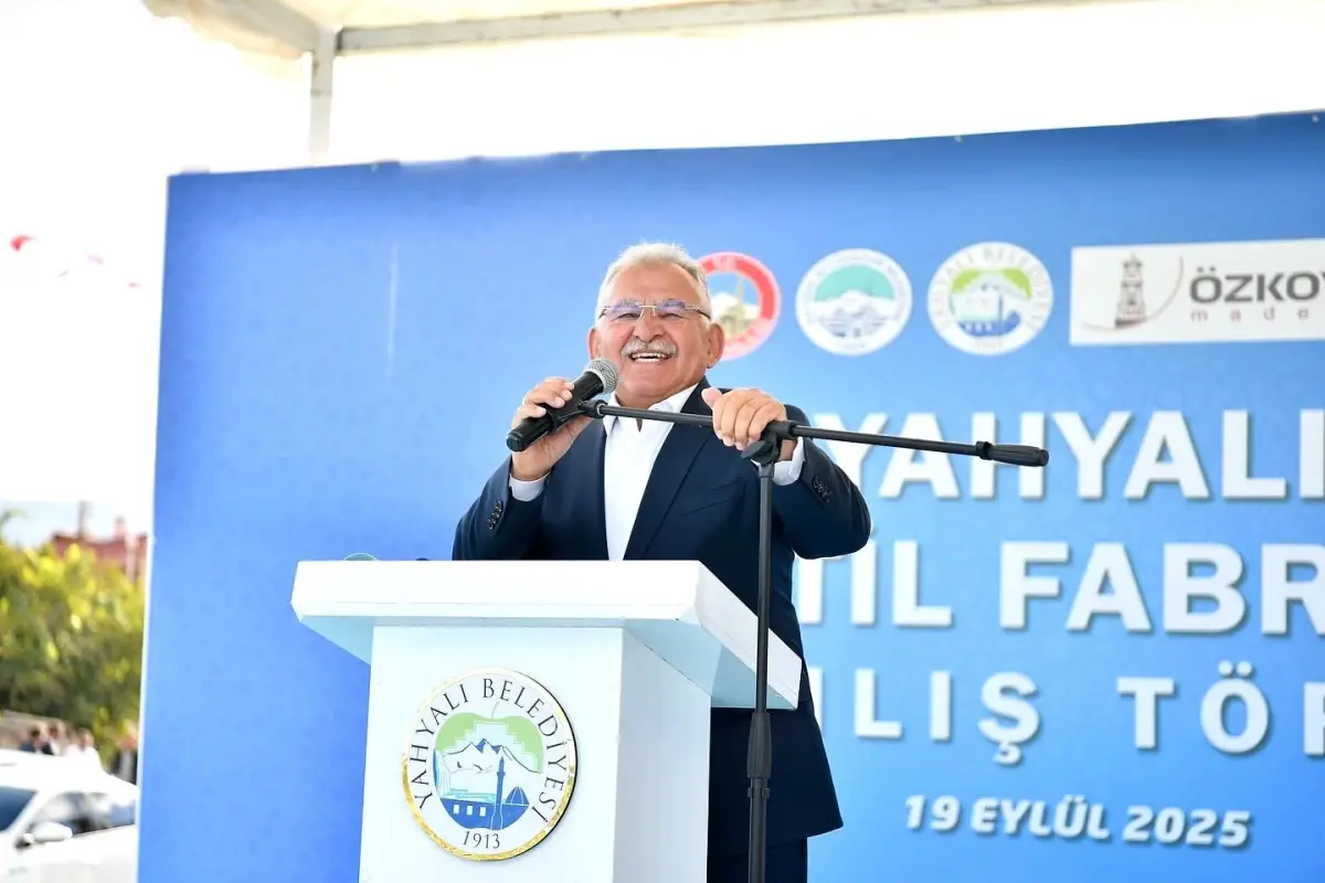 Başkan Büyükkılıç Yahyalı'ya değer katacak iki önemli törene katıldı