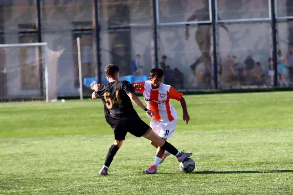 Talas Belediyespor U19, Suvermez Kapadokyaspor ile 2-2 Berabere Kaldı