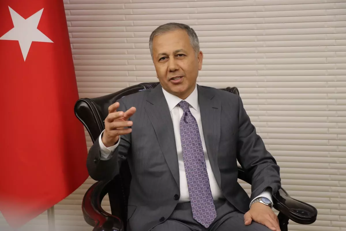 Bakan Yerlikaya Kayseri'de Ziyaretlerde Bulundu