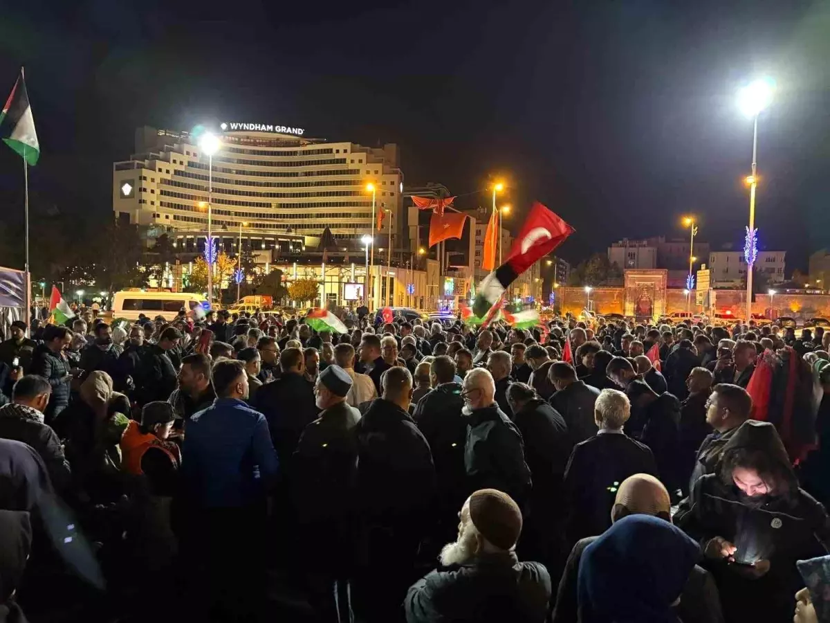 Kayseri'de İsrail'e Tepki Gösterildi