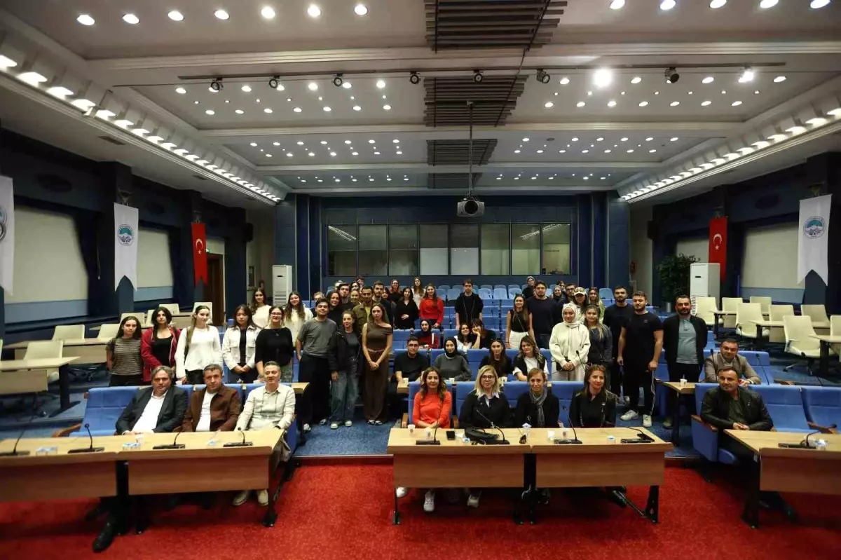 Kayseri Büyükşehir Belediyesi'nden Mimarlık Öğrencilerine Afet Riskleri ve Tarihi Projeler Eğitimi