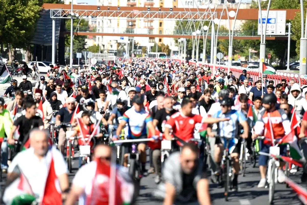 Kayseri'den Filistin'e Destek Bisiklet Turu