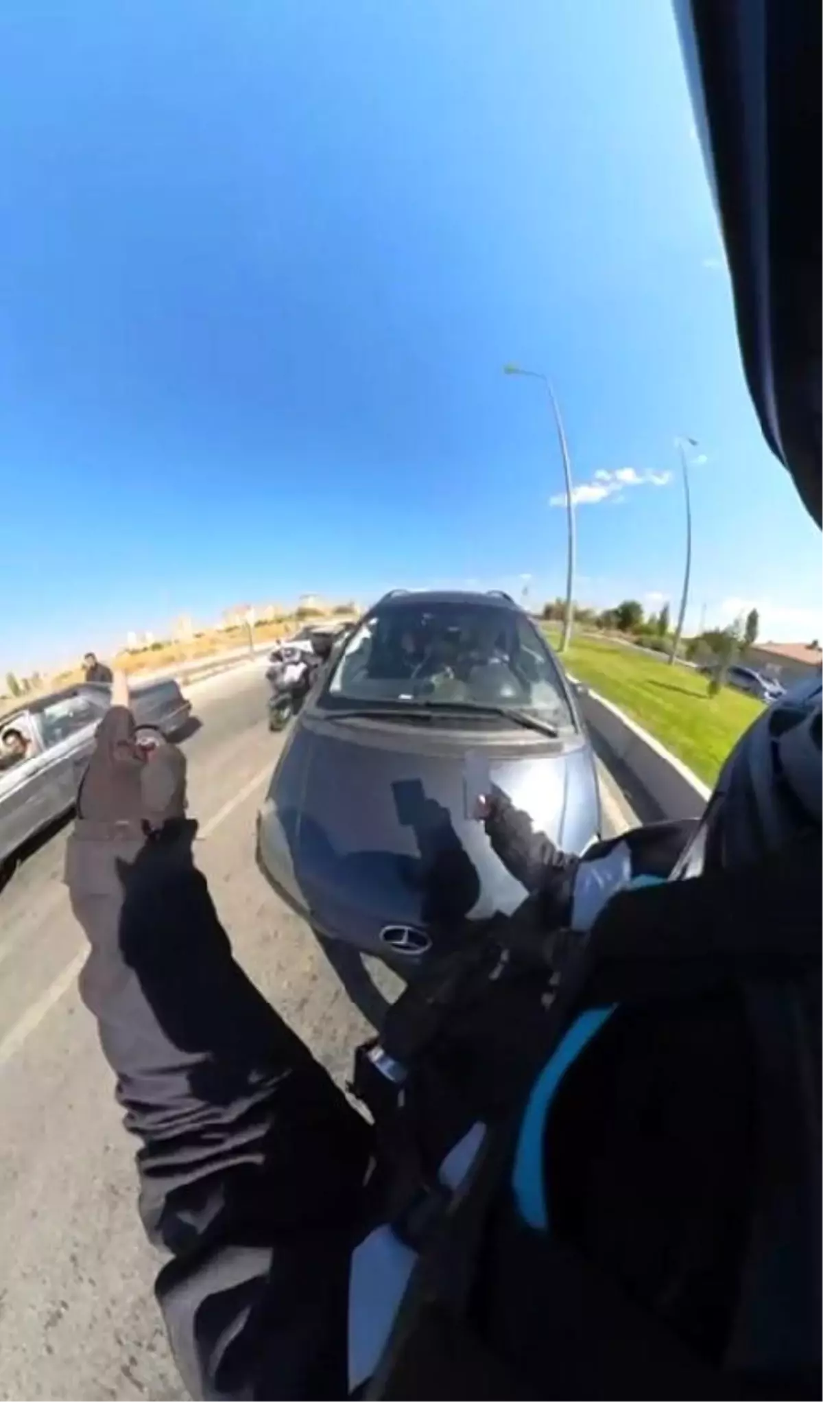 Kayseri'de Trafik Kavgası: Kadın Sürücü Darbedildi