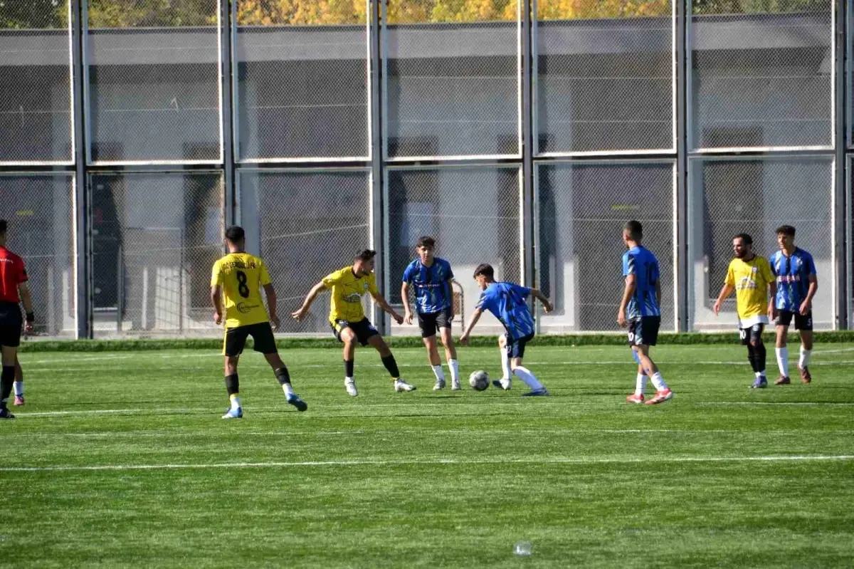 Döğergücü FK 8-3 ile galip