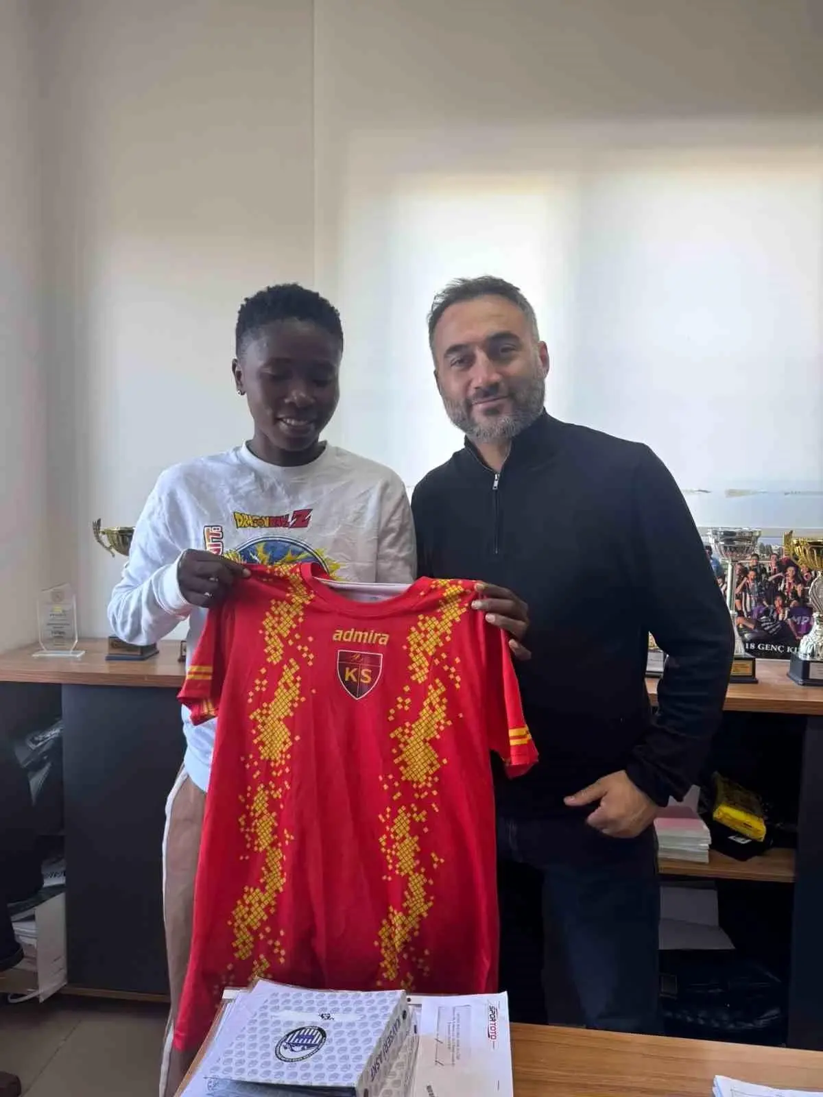 Kayseri Kadın Futbolu'na İki Yeni Transfer