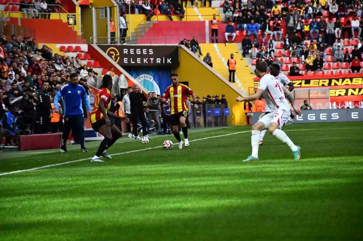 Samsunspor'un İlk Yarıda Üstünlüğü