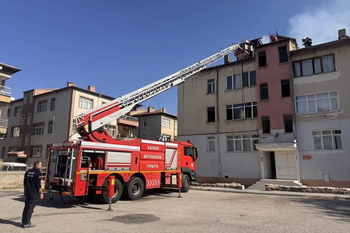 Kayseri'de Yangın: İtfaiye Hızla Müdahale Etti