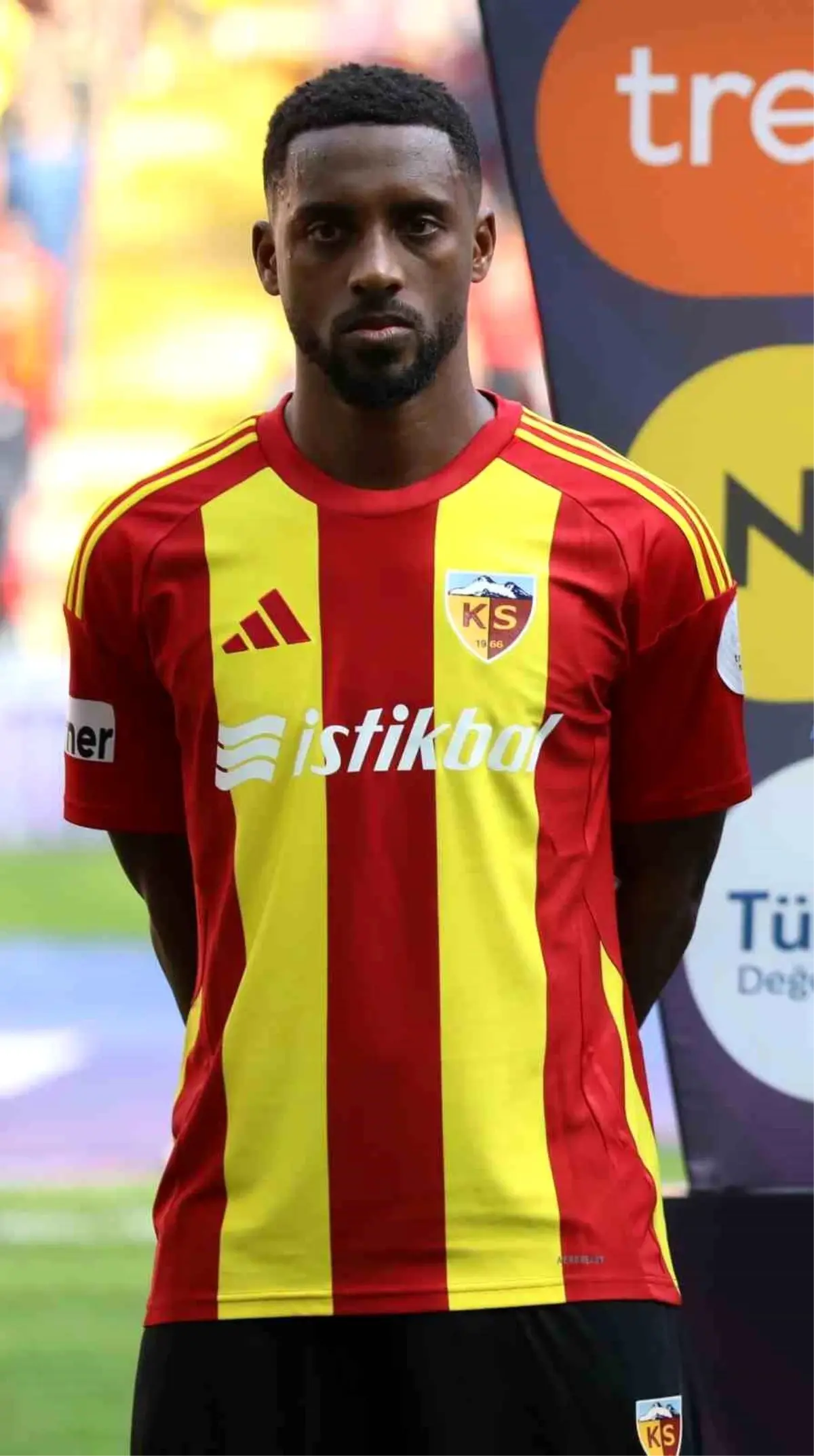 Carole, Fatih Karagümrük Maçında Cezalı