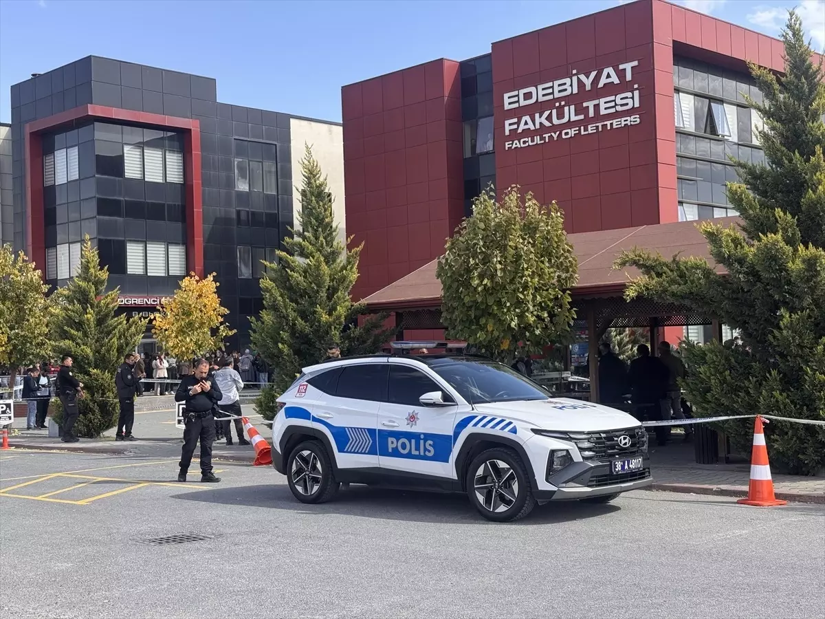 Kayseri'de Tüfekle Vurulan Öğrencinin Durumu Ağır