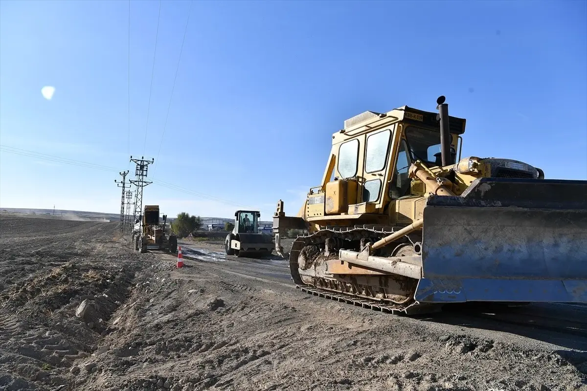 Kayseri'de 7 Km Yol Çalışmaları Başladı
