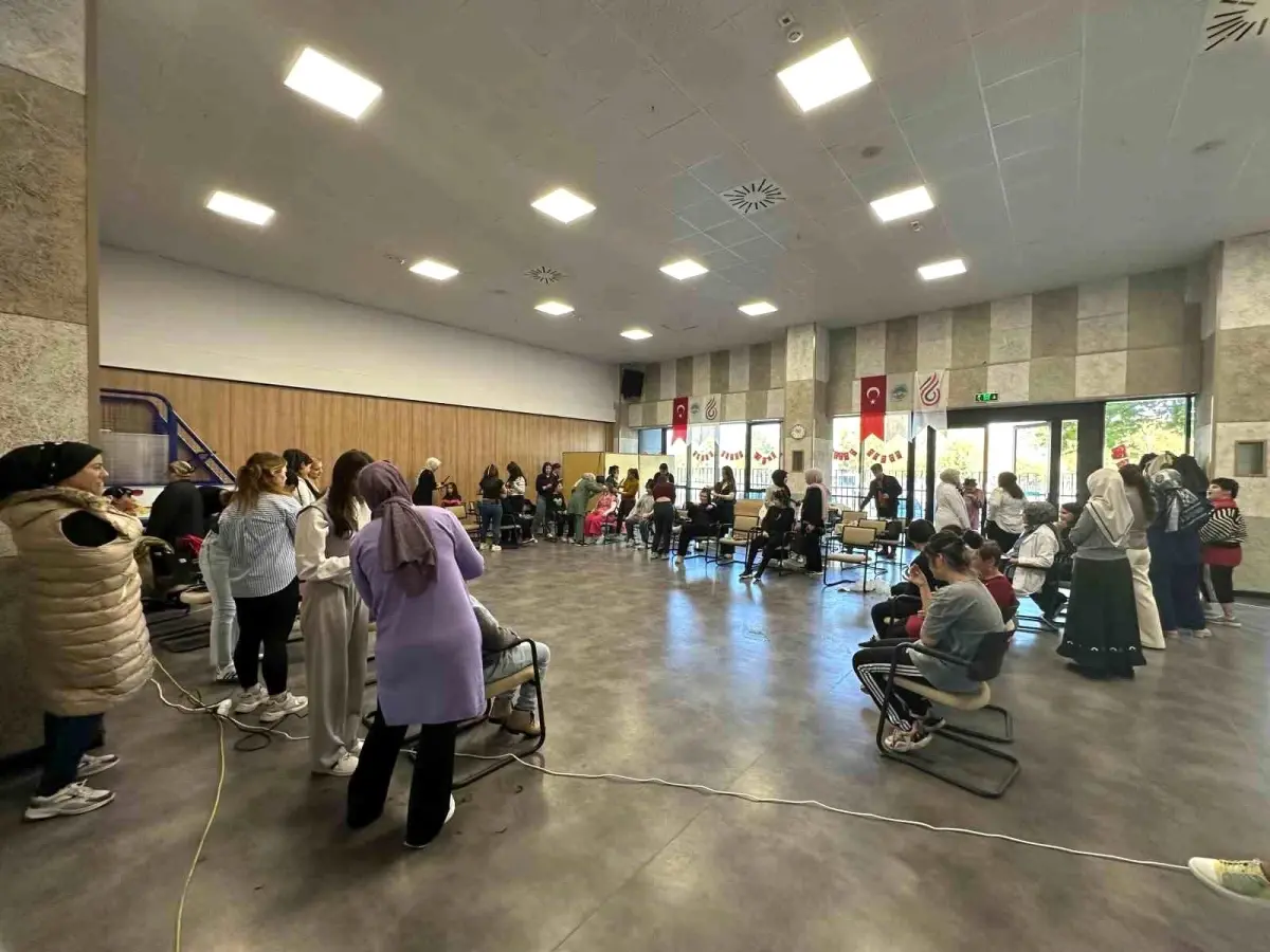 Kayseri'de Engelsiz Yaşam Merkezi'nde Renkli Etkinlik