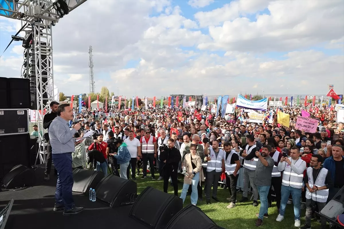 Murat Kekilli Kayseri'de Konser Verdi