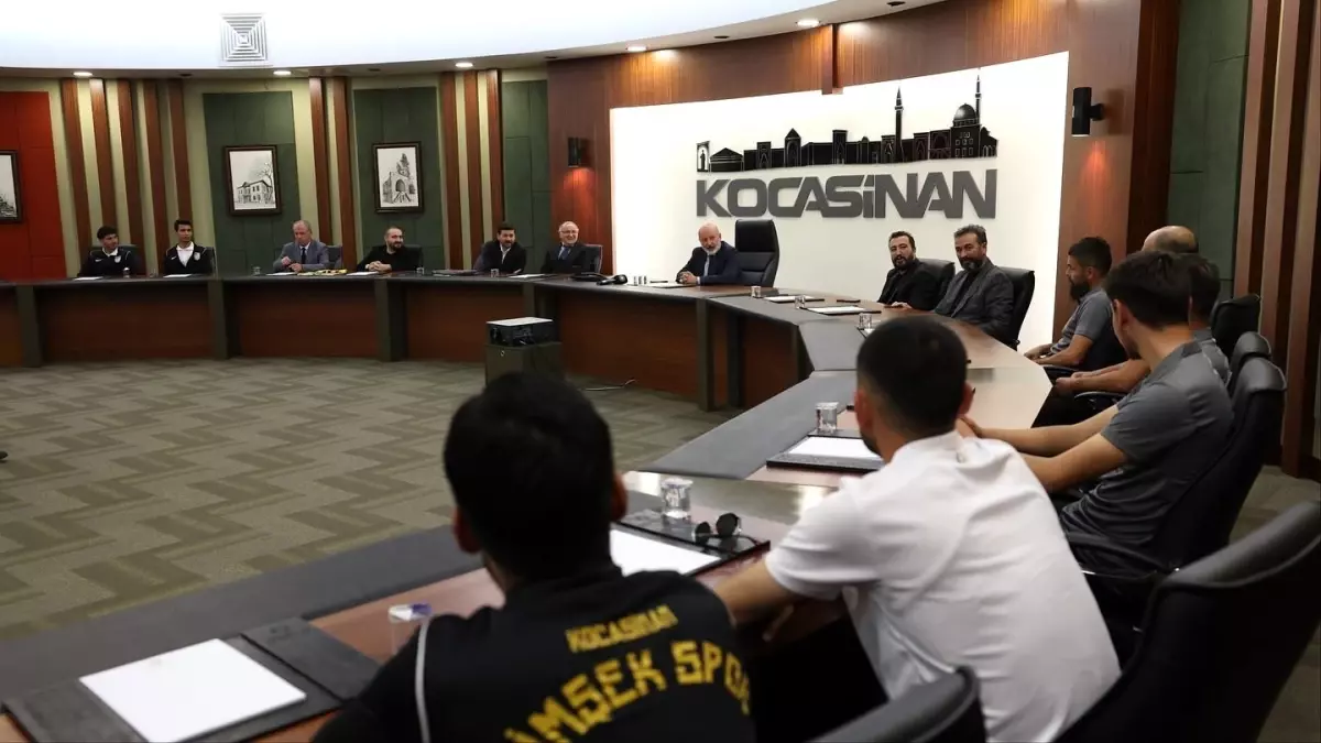 Kocasinan Şimşekspor'dan Başkan Çolakbayrakdar'a Ziyaret