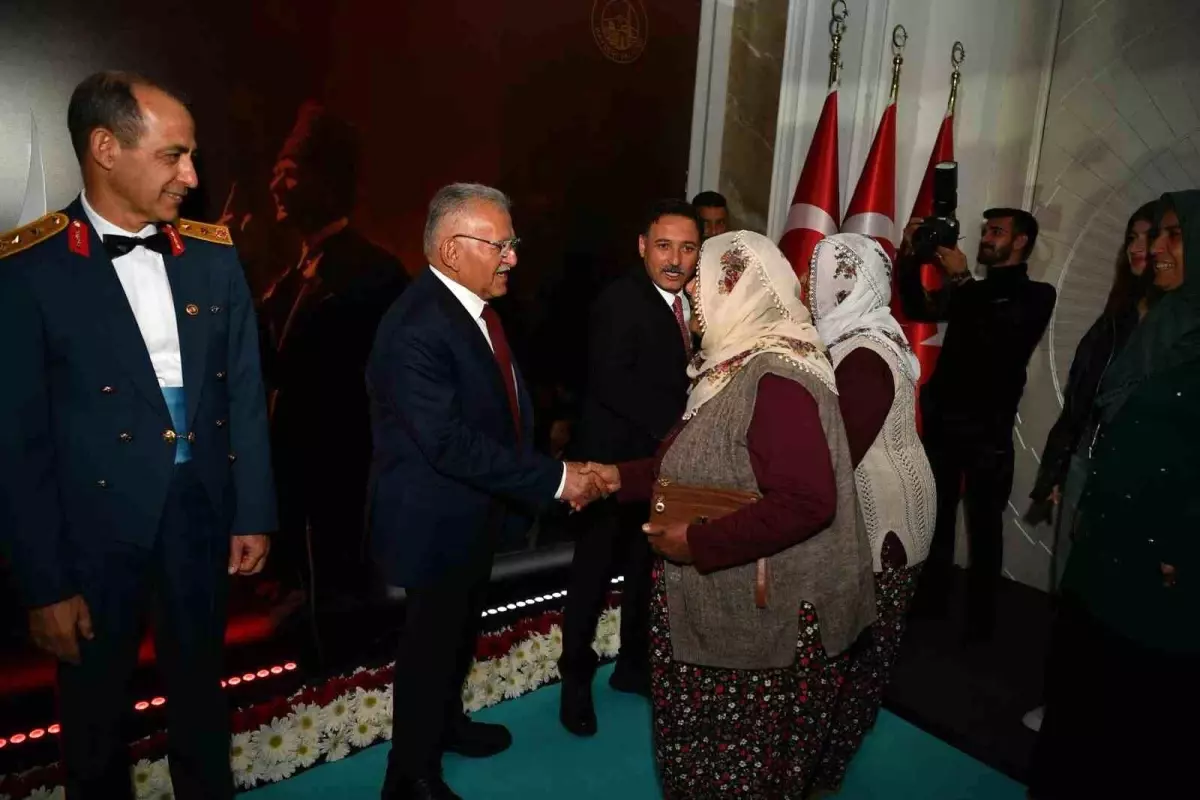 Kayseri'de Cumhuriyetin 102. Yılı Coşkuyla Kutlandı