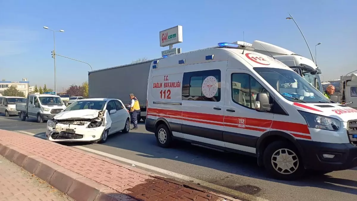 Kayseri'de Zincirleme Kaza: 5 Yaralı