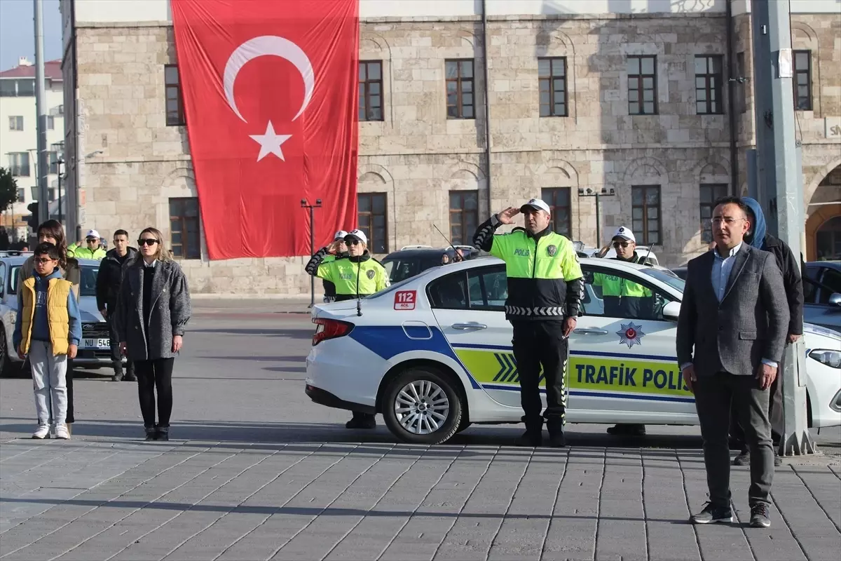 Atatürk, 87. yılında anıldı