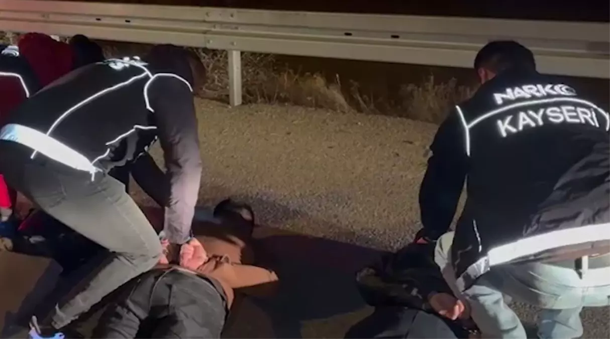 Kayseri'de Uyuşturucu Operasyonu: 3 Tutuklama