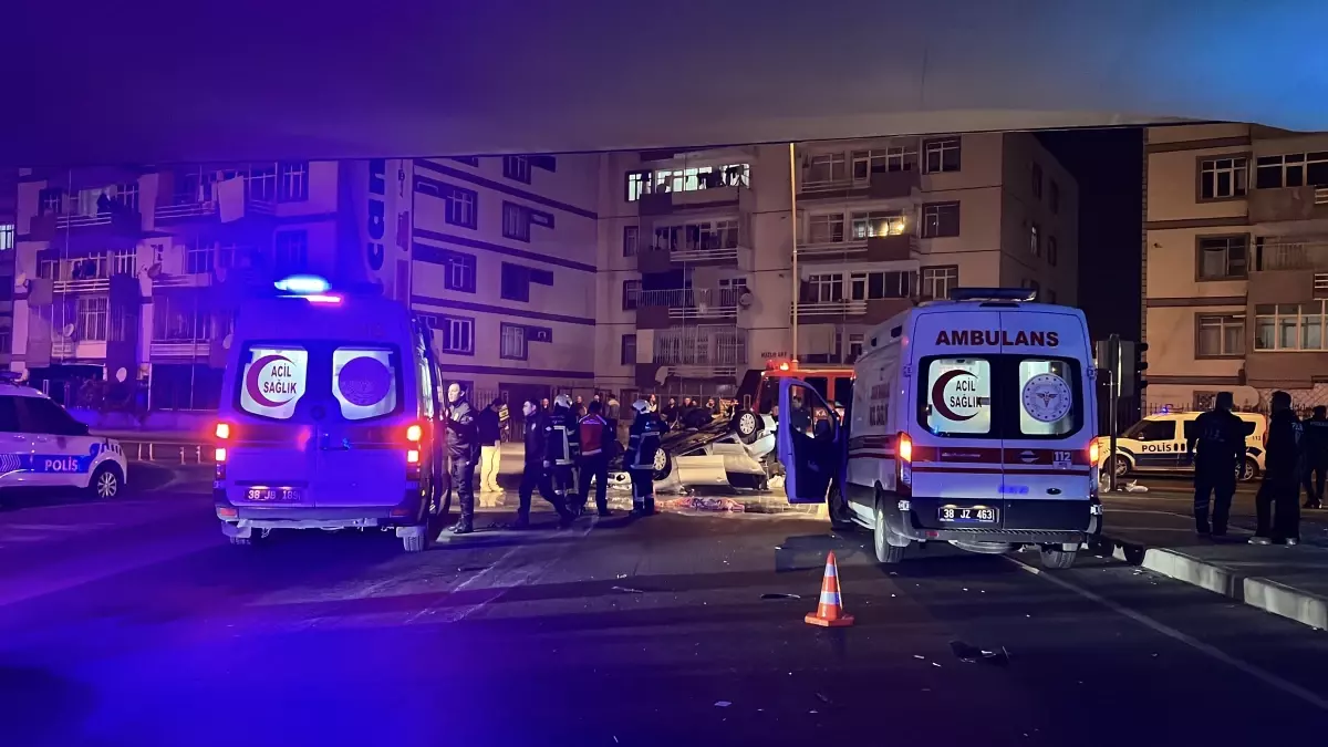 Kayseri'de Kovalamaca: Araç Takla Attı, Silah Bulundu