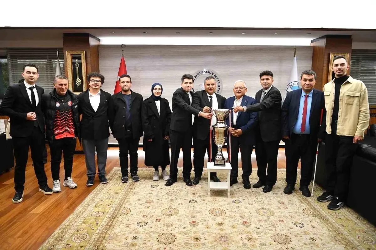 Kayseri Görme Engelliler Spor Kulübü Şampiyonluğunu Kutladı