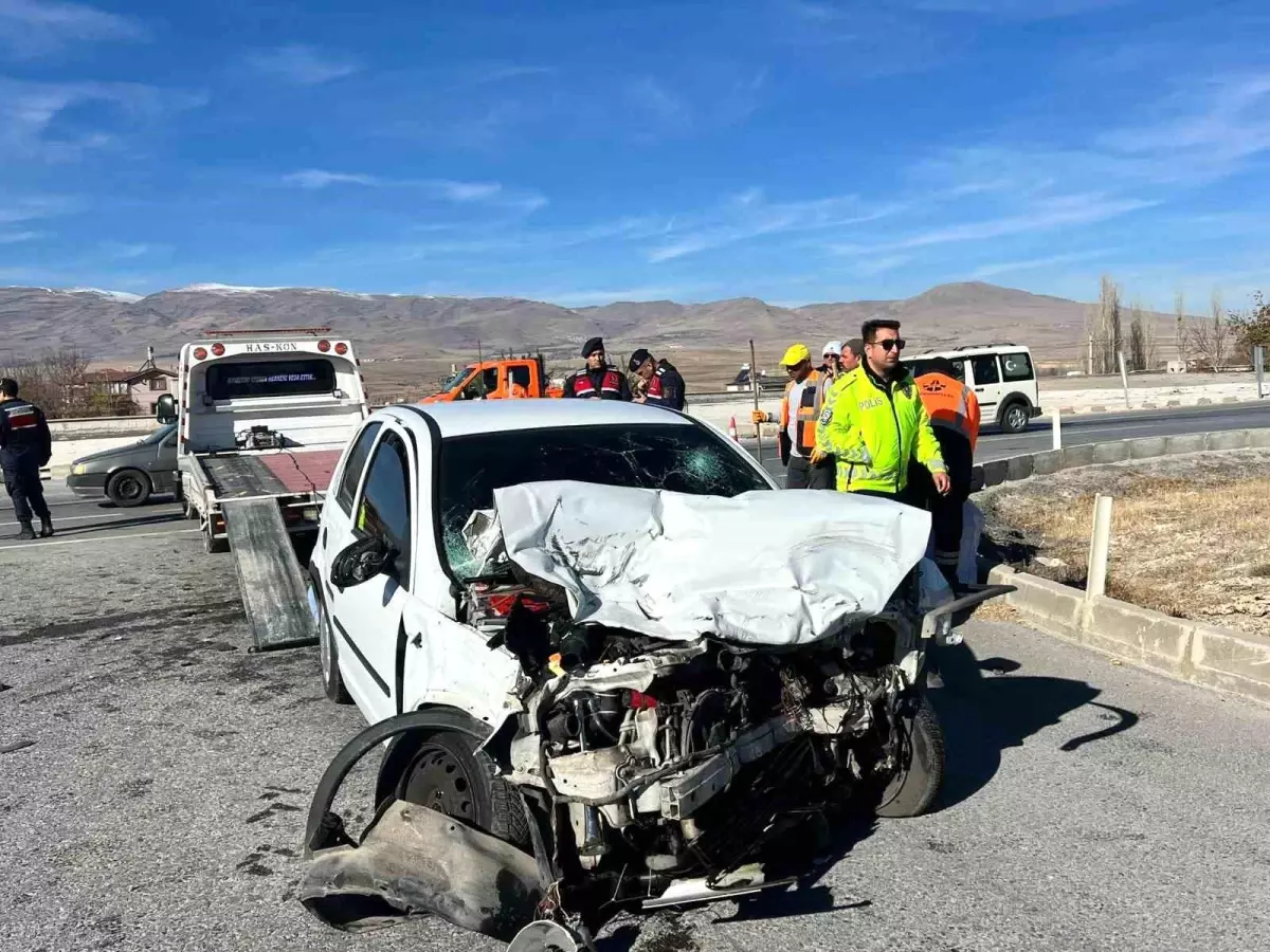 Niğde-Kayseri Karayolunda Kaza: 1 Ağır Yaralı