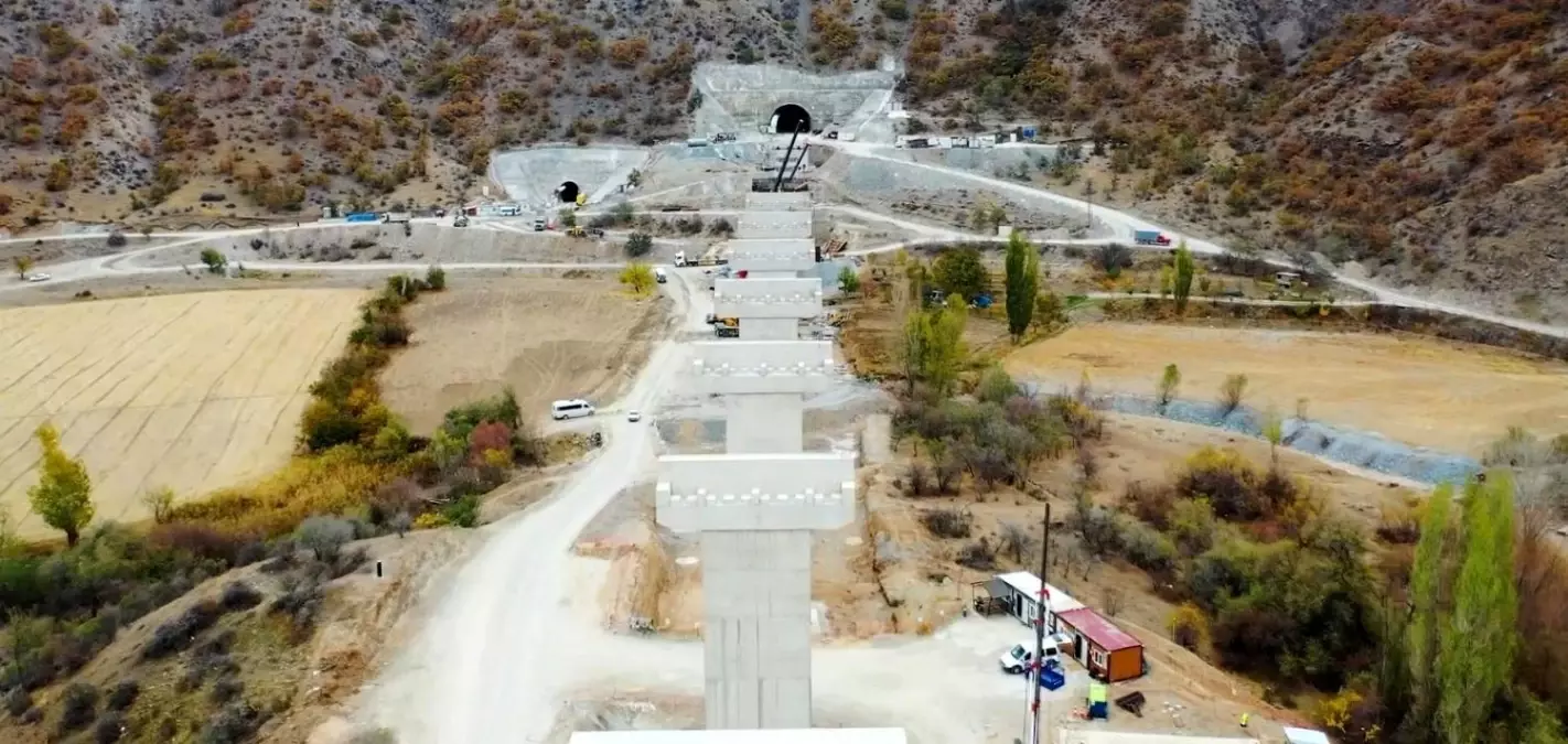 Başkan Büyükkılıç: 'Yerköy-Kayseri YHT Projesi'nde önemli ilerleme kaydedildi'